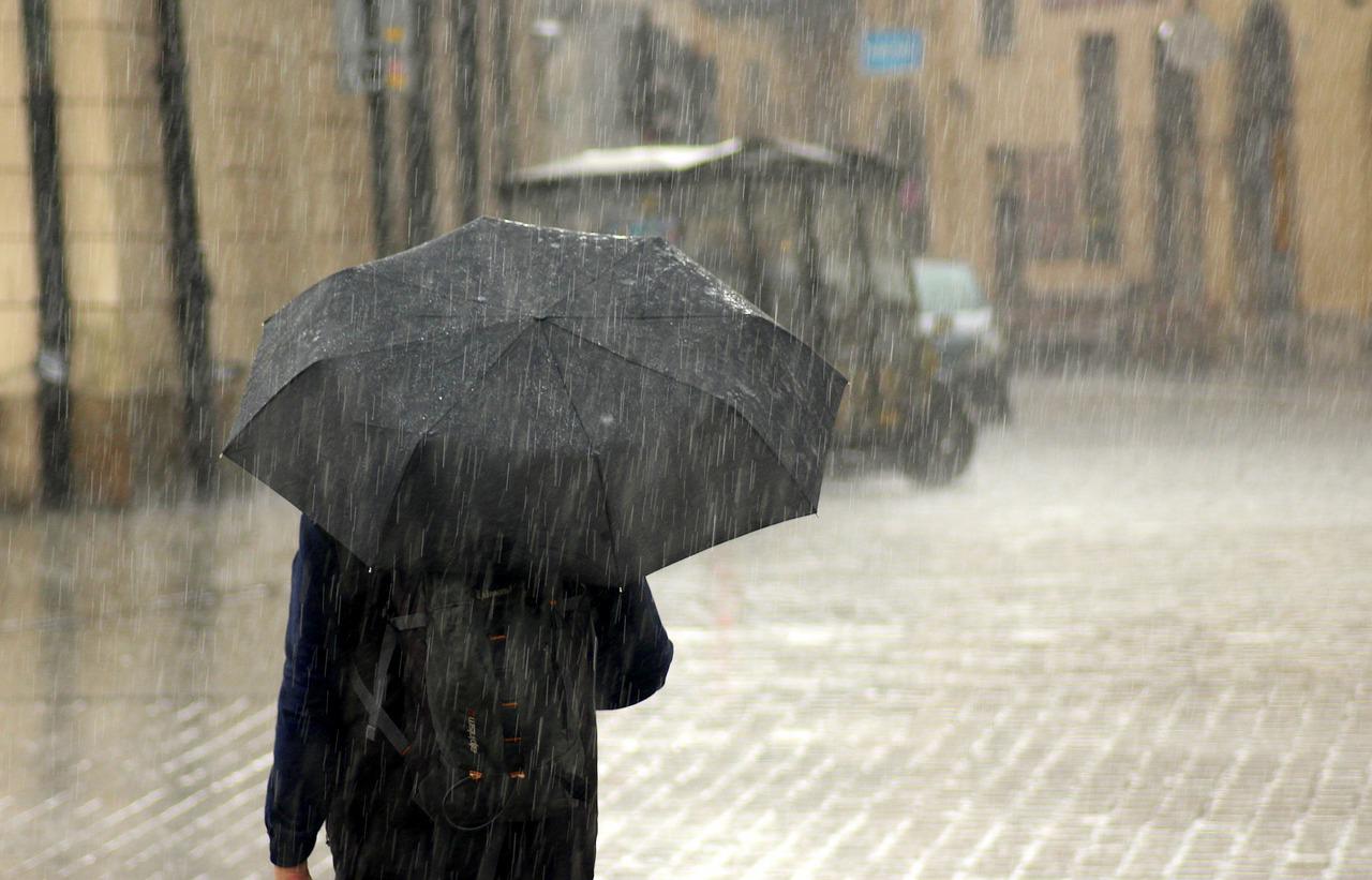 COD PORTOCALIU de ploi, la Cluj. A fost prelungită avertizarea meteo. FOTO: Pixabay