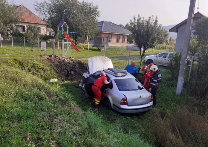 Accident rutier la ieșire din Gherla / Foto: ISU Cluj