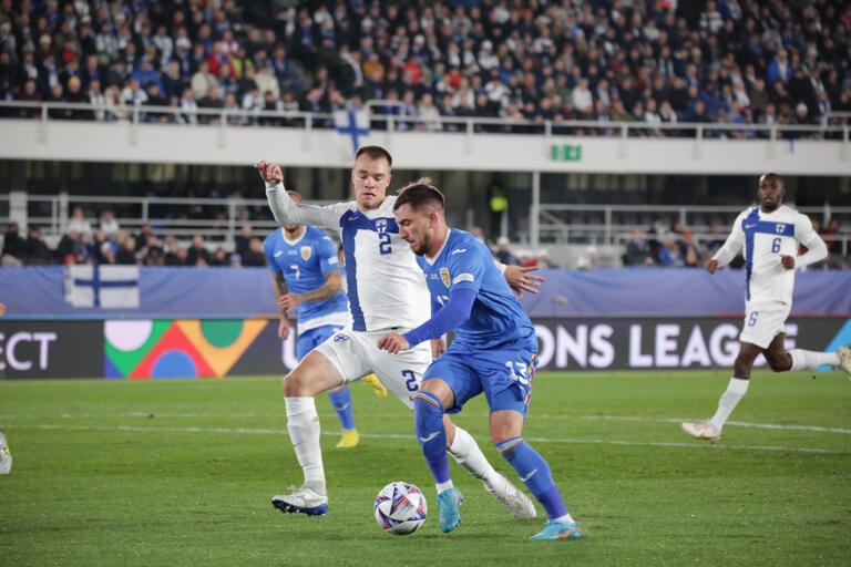 aţionala de fotbal a României a terminat la egalitate cu echipa Finlandei, 1-1 (0-1), vineri seara, pe Stadionul Olimpic din Helsinki, în Grupa a 3-a a Ligii B din Liga Naţiunilor/ FOTO: frf.ro