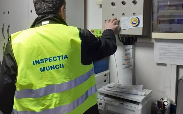 Un angajator din județul Cluj a fost amendat de ITM după ce s-a descoperit că un minor ziler lucra mai mult de 6 ore pe zi/ Foto: Facebook - Inspecția Muncii