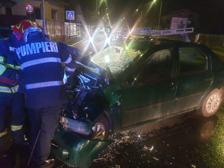 Accident pe strada Avram Iancu din Florești / Foto: ISU Cluj