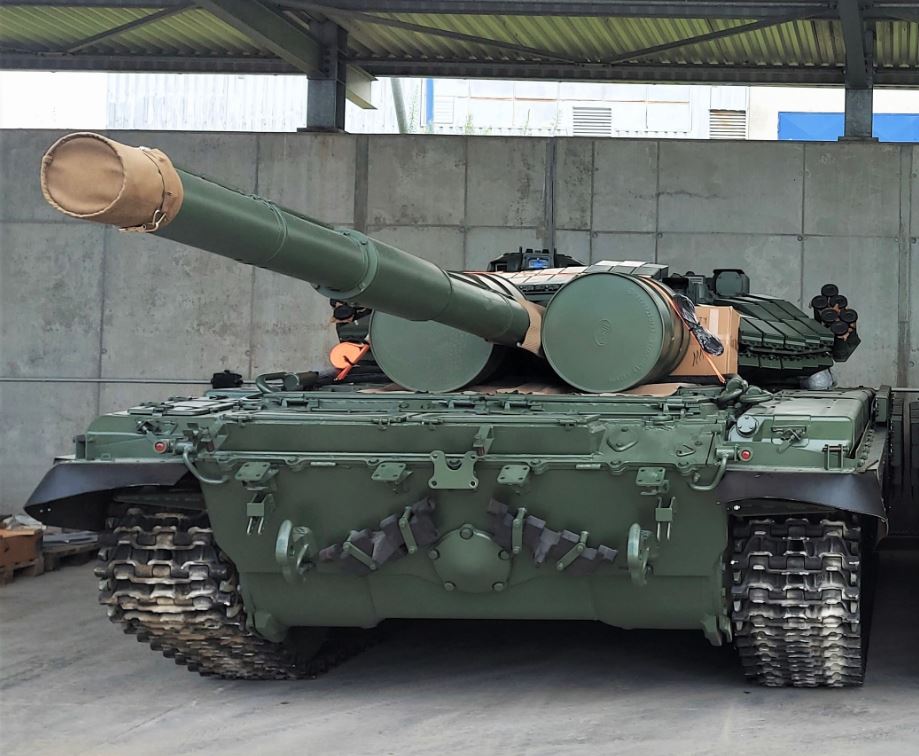 O campanie în Cehia a adunat destui bani pentru a cumpăra un tanc Ucrainei / Foto: Twitter - Dárek pro Putina
