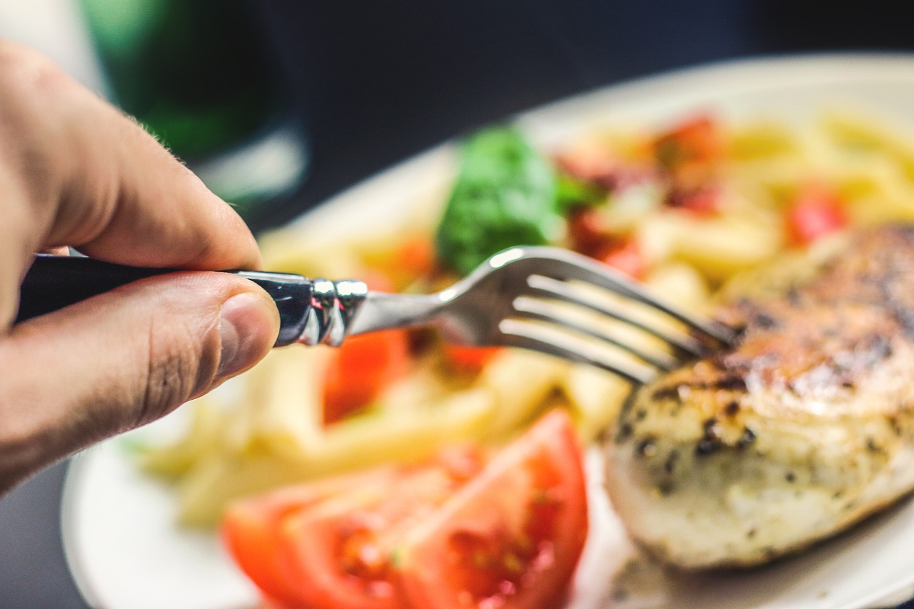 Restaurantele, OBLIGATE să afișeze ingredientele, declarația nutrițională și aditivii pentru preparate. FOTO: Pixabay