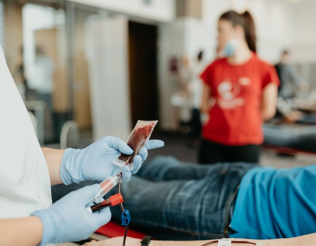 Centrul de Transfuzie Sanguină din Cluj-Napoca a făcut un apel la clujeni, pentru donare de sânge / Foto: Facebook - Centrul de Transfuzie Sanguină Cluj