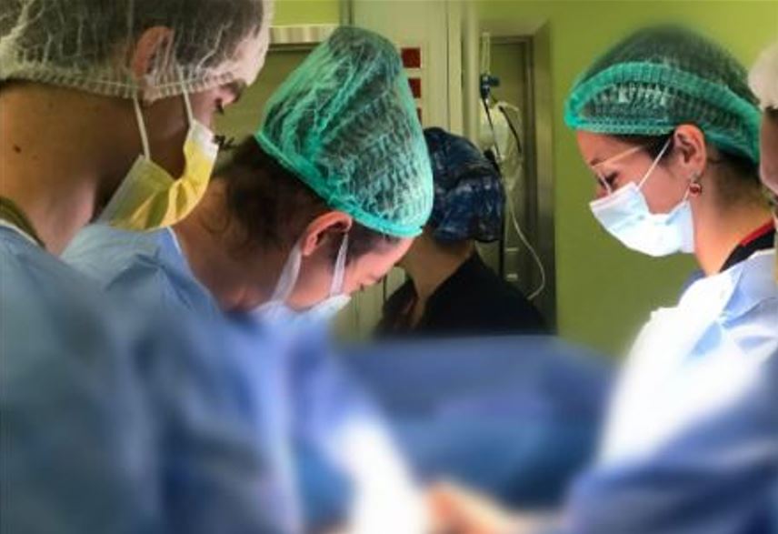 Medicii clujeni au prelevat rinichii unui bărbat aflat în moarte cerebrală / Foto: Facebook - Agentia Nationala de Transplant