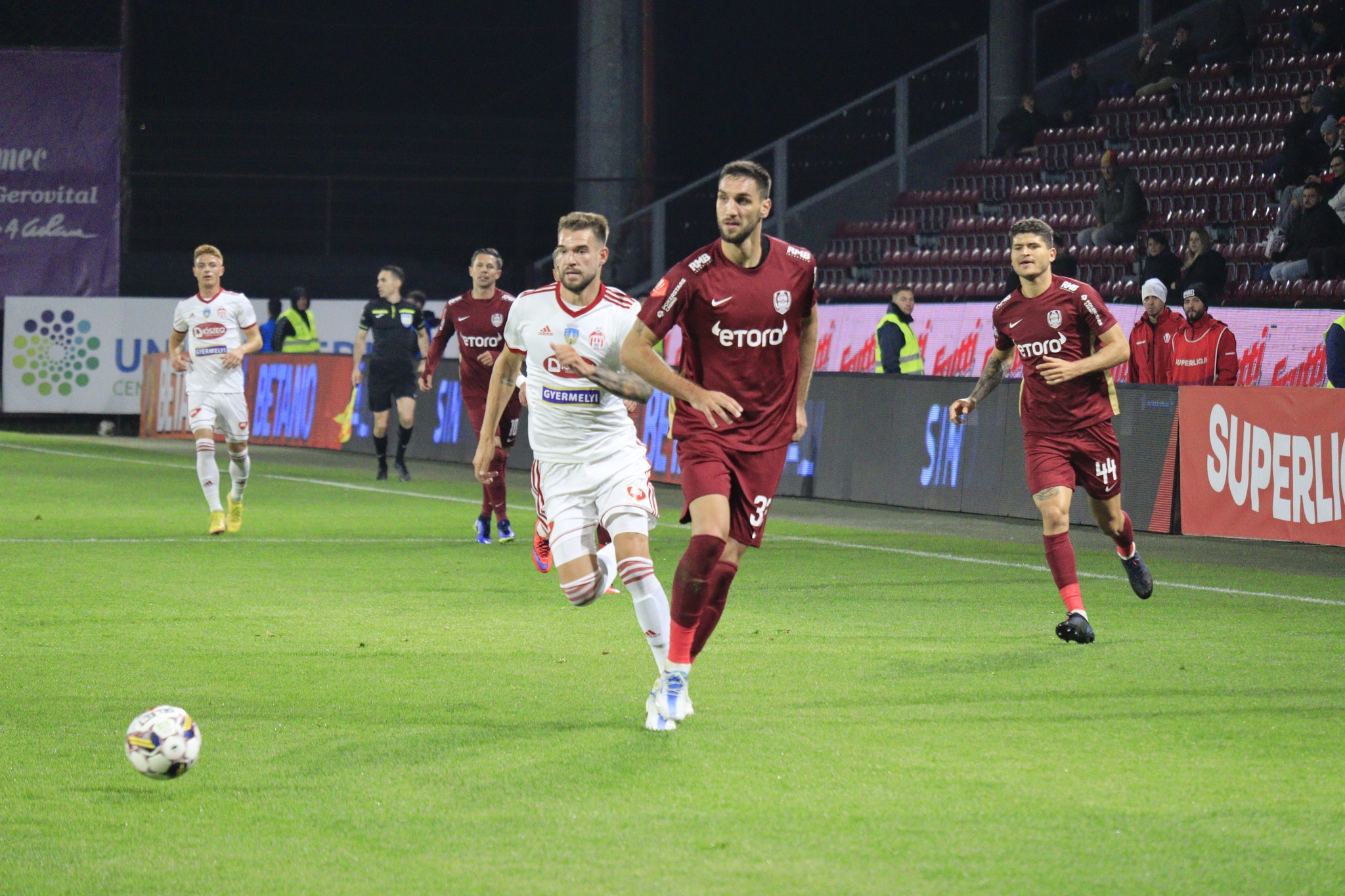 CFR Cluj a învins-o pe Sepsi OSK Sfântu Gheorghe cu scorul de 2-1 (1-1), luni seara, pe teren propriu, în ultimul meci din etapa a 14-a a Superligii de fotbal/ Foto: Sepsi OSK/Facebook
