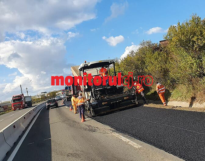 Lucrări de asfaltare pe 1 km de drum la ieșire din Turda / Foto: monitorulcj.ro