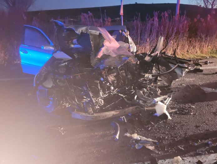 Unul dintre șoferii implicați în accidentul de sâmbătă dimineață de la ieșire din Huedin a murit / Foto: IPJ Cluj