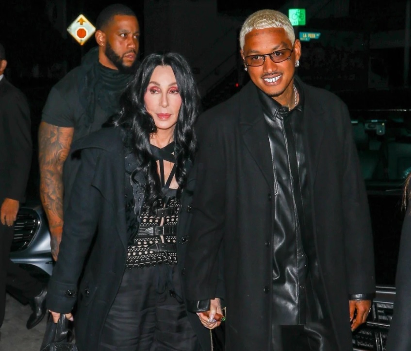 Cher (76 de ani) confirmă că are iubit cu 40 de ani mai tânăr. FOTO: Yahoo.com