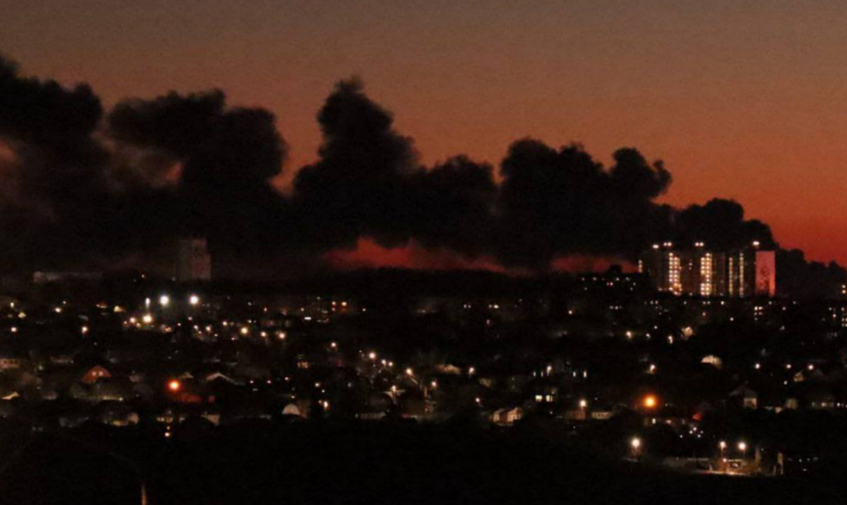 Bază militară din Kursk, în flăcări/ Foto: Twitter
