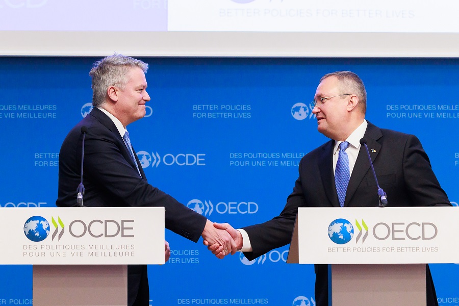 Declarații de presă susținute de premierul Nicolae-Ionel Ciucă după întrevederea cu secretarul general al OCDE, Mathias Cormann. Foto: gov.ro