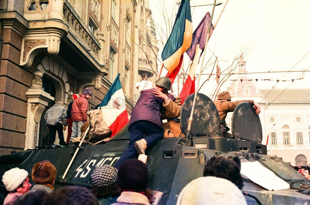Ziua de 21 decembrie este considerată prima zi de Revoluție în Cluj/ Foto: arhivă Monitorul de Cluj (Fotograf: Radu Mureșan)
