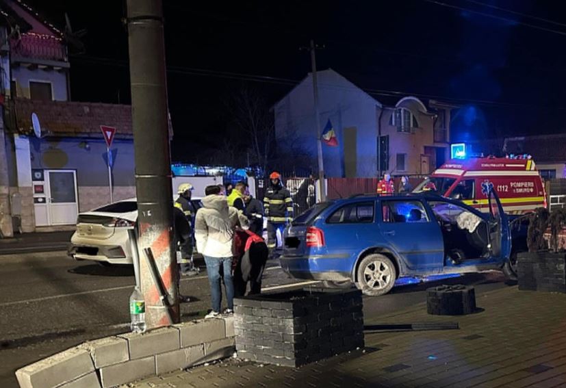 Accident în noaptea de Ajun de Crăciun, în Cluj-Napoca / Foto: Facebook - grup Info Trafic jud. Cluj