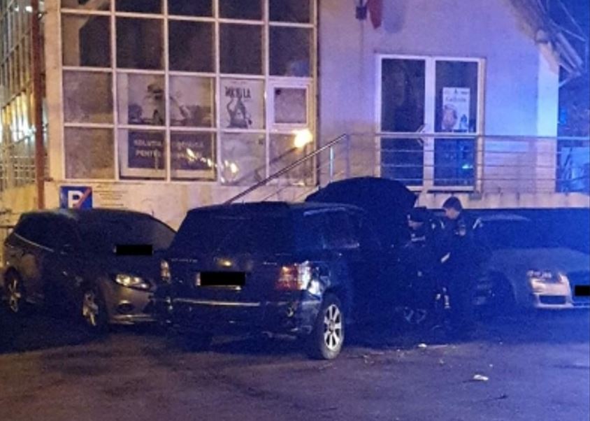 O femeie a condus beată și a lovit nouă mașini / Foto: monitoruldegalati.roo