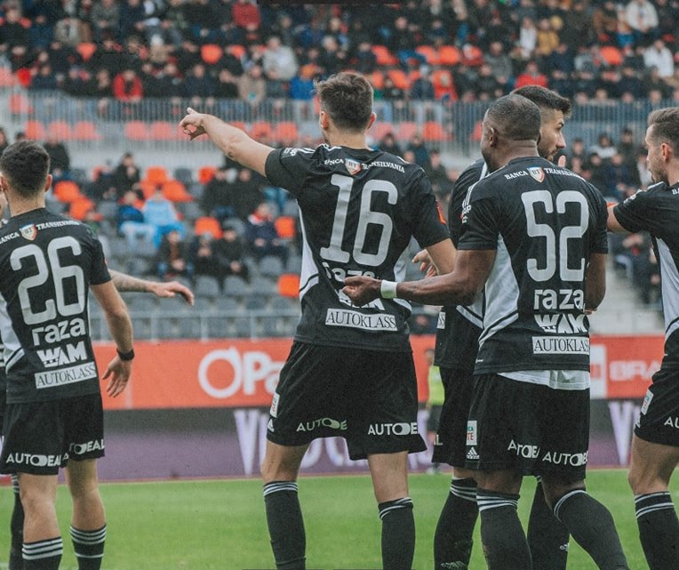 „U” Cluj obține toate cele 3 puncte grație reușitei spectaculoase a lui Ioan Filip /FOTO: FC Universitatea Cluj