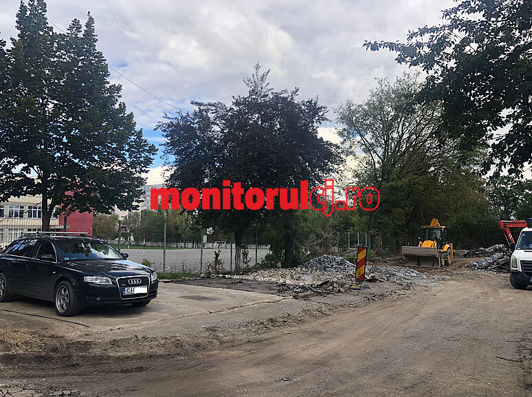 Demolare garaje în Gheorgheni - fotografie făcută la finalul lunii septembrie, 2022/ Foto: arhivă monitorulcj.ro