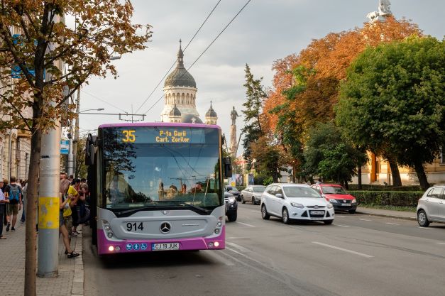Începând de marți, 7 martie, numărul autobuzelor care circulă pe ruta Gară- cartierul Zorilor va fi suplimentat/ Foto: Compania de Transport Public Cluj-Napoca - Facebook