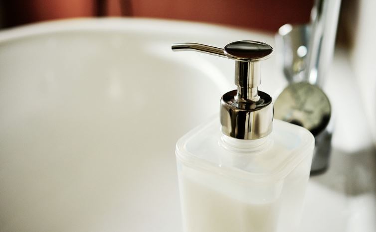 O treime din francezi renunţă la unele produse de igienă/captură foto: pixabay.com