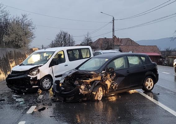 Mașinile distruse /FOTO: IPJ Cluj