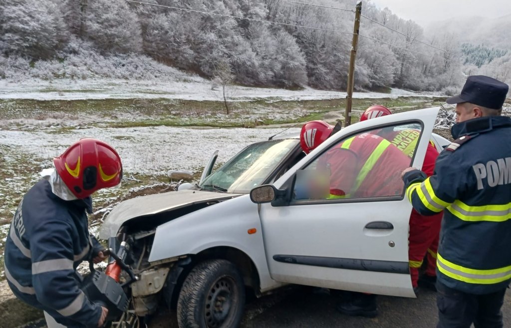 Intervenție la accident. Sursă foto ISU Cluj