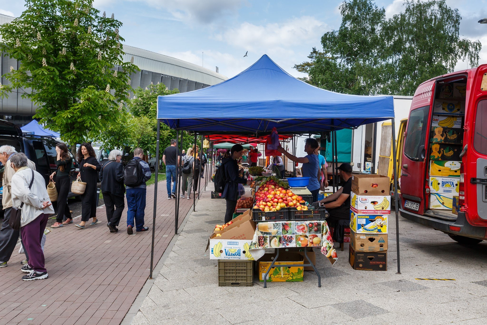 Piețele volante din Cluj-Napoca trec la program de vară. FOTO: Facebook/ Municipiul Cluj-Napoca