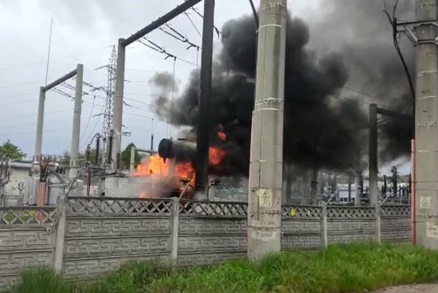 Incendiu la un transformator electric / Foto: ISU Cluj