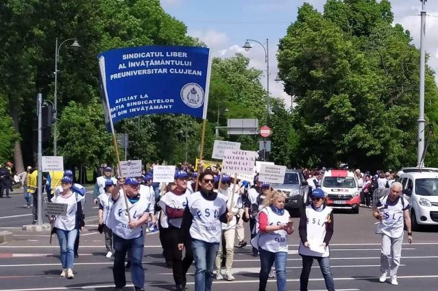 Greva generală din învățământ ar putea fi tranșată de Coaliția de guvernare în acest weekend/Foto: Sindicatul Liber al Învățământului Preuniversitar Clujean Facebook.com