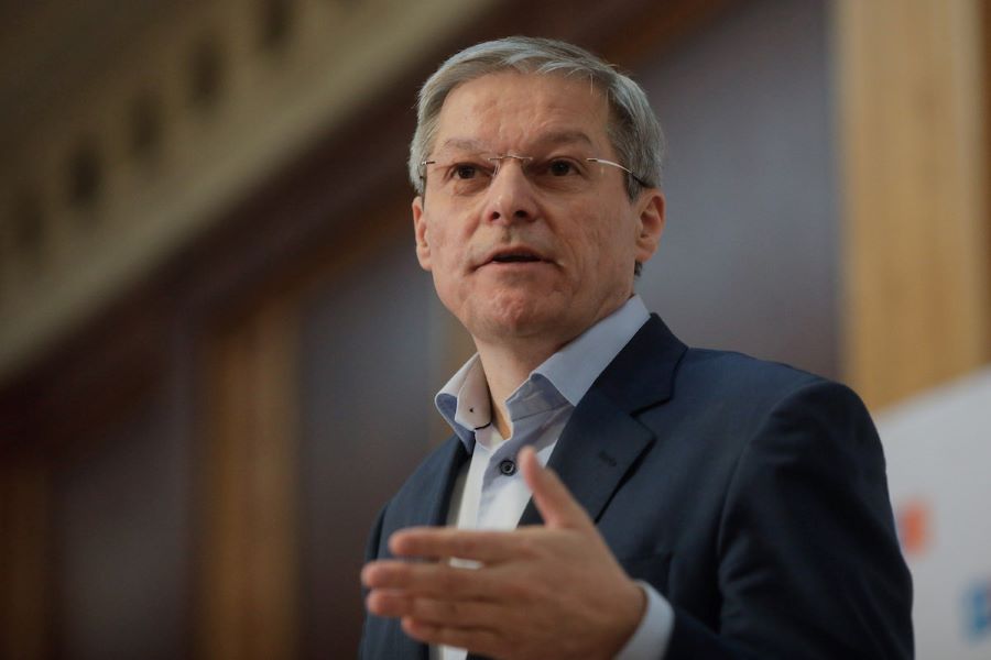 Dacian Cioloș, europarlamentar RENEW. Foto: INQUAM Photos / George Călin