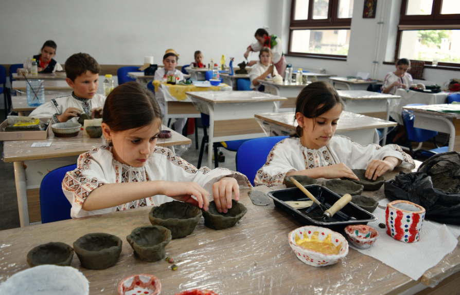 130 de elevi, la Olimpiada „Meşteşuguri Artistice Tradiţionale” / Foto: Consiliul Județean Cluj