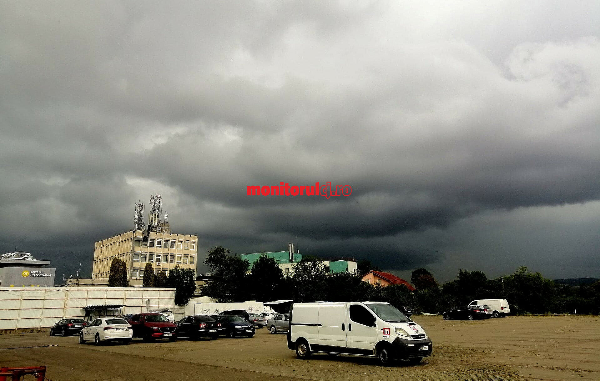 Chiar dacă vremea va fi caldă în această perioadă ploile își vor face simțită prezența/ Foto: monitorulcj.ro