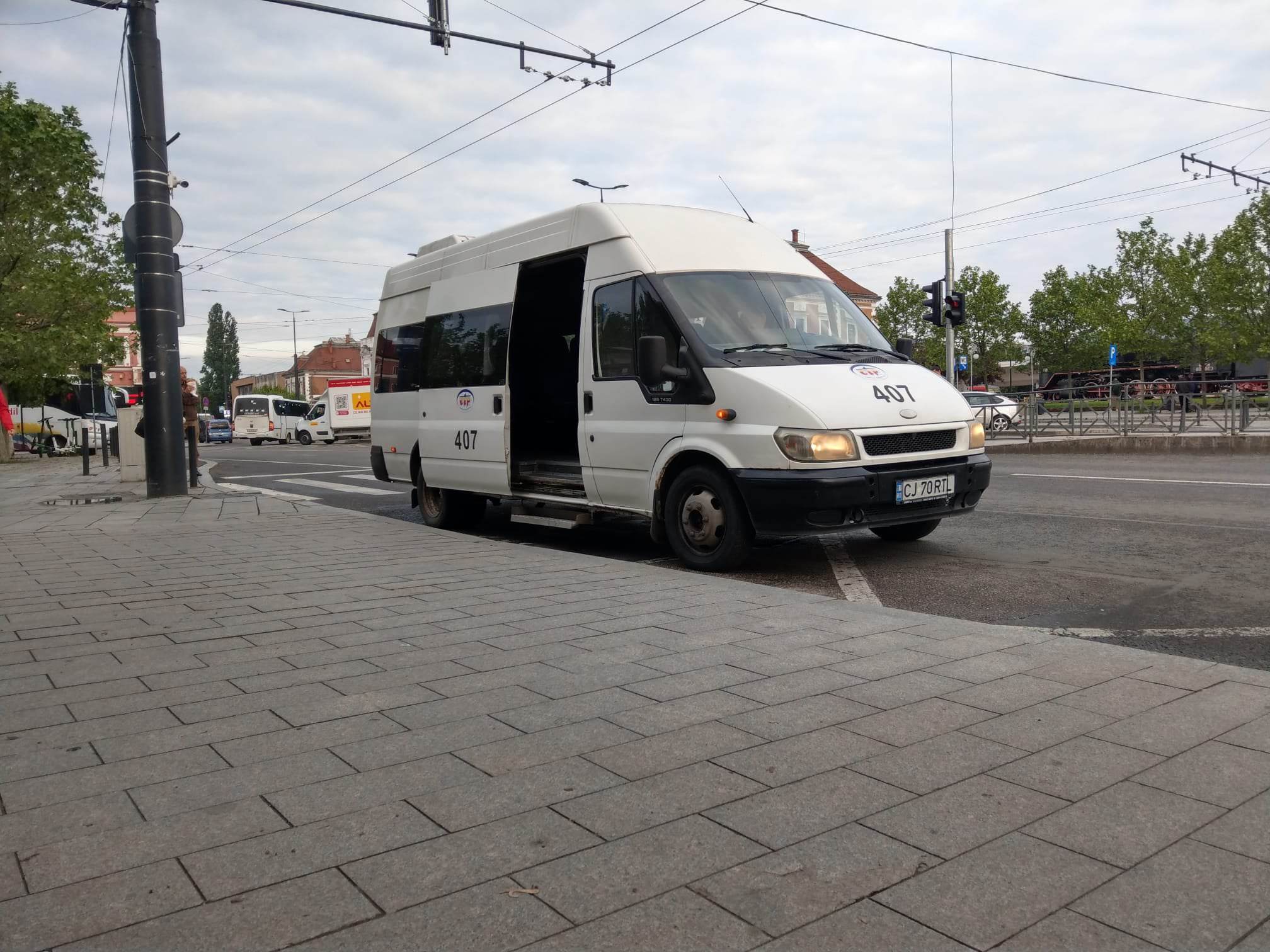 Transportul pe axa nord-sud a Clujului, aproape inexistent. FOTO: Asociația SOS