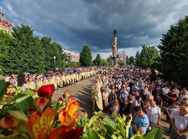 Clujenii sunt invitați să participe duminică, 4 iunie 2023, la tradiționala Procesiune de Rusalii organizată în centrul municipiului Cluj-Napoca