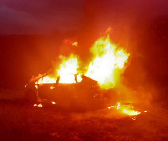 Incendiu la o mașină în Leghia, Aghireșu / Foto: ISU Cluj