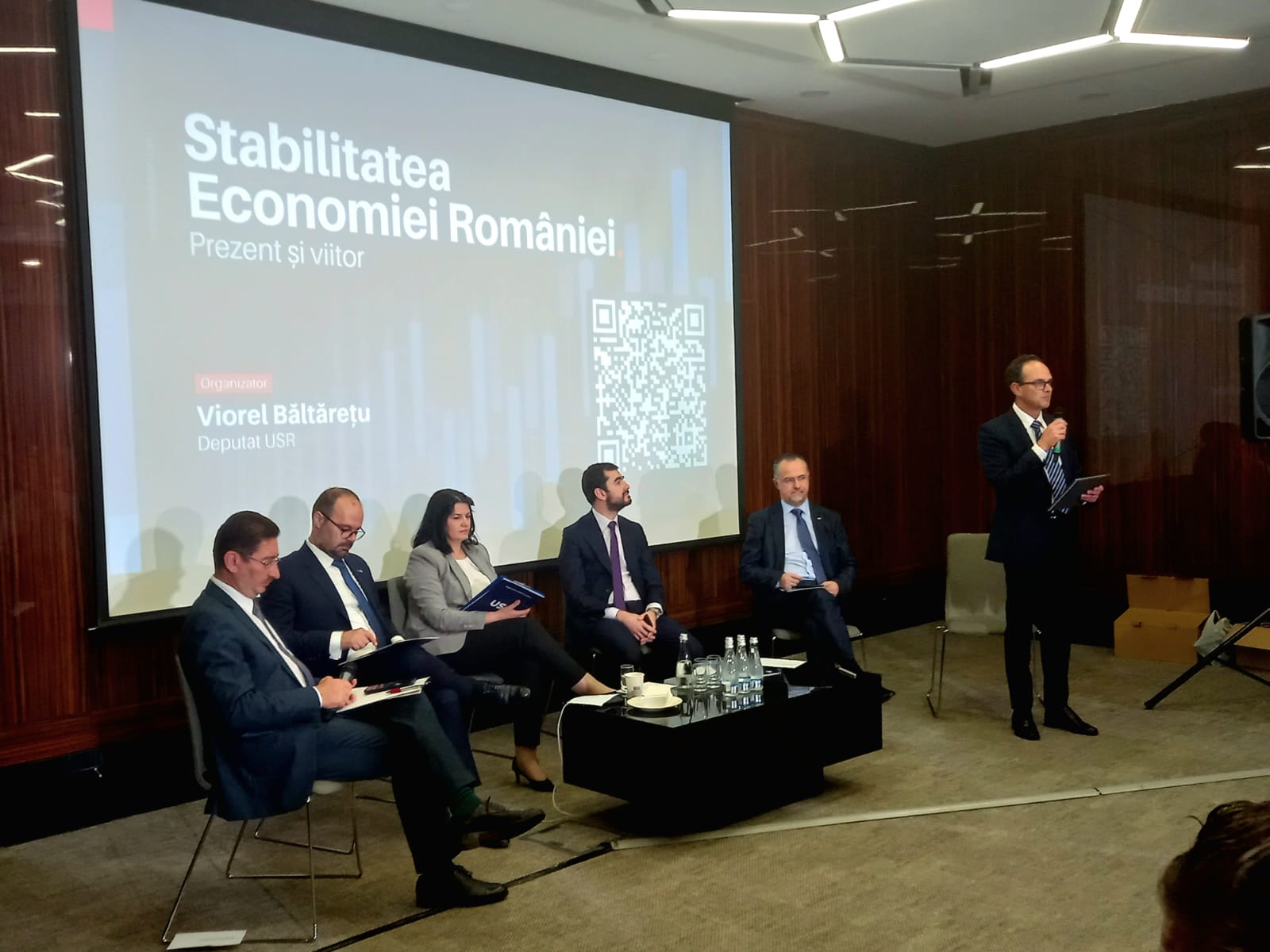 Starea economiei românești, dezbătută la Cluj de reprezentanți ai statului și mediul de afaceri. FOTO: Monitorul de Cluj
