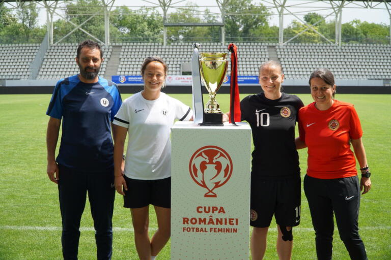 Universitatea Cluj a cucerit opt trofee din 11 . Foto frf.ro