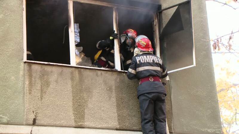 Incendiu într-un apartament în Mănăștur. Foto arhivă ISU Cluj