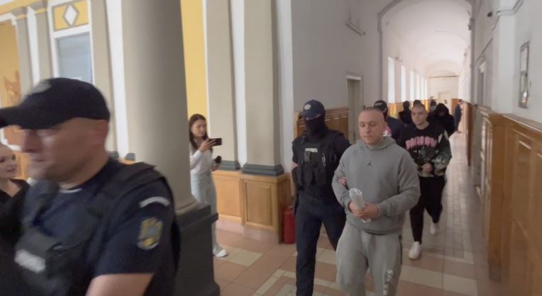 Vlad Obuzic, liderul grupului infracțional, audiat de magistrații Tribunalului Cluj/Foto: monitorulcj.ro
