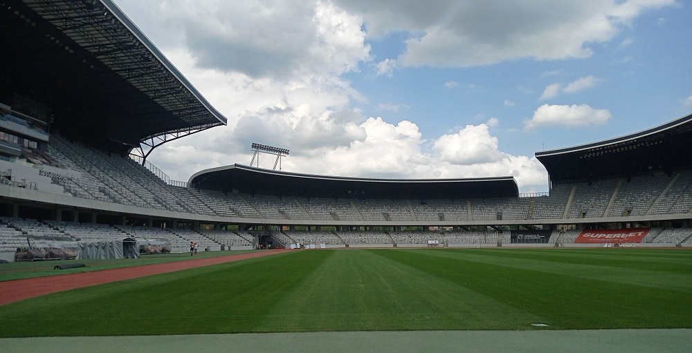 coperișul Cluj Arena a cedat peste Tribunele I și II și are nevoie de reparații. Foto: monitorulcj.ro