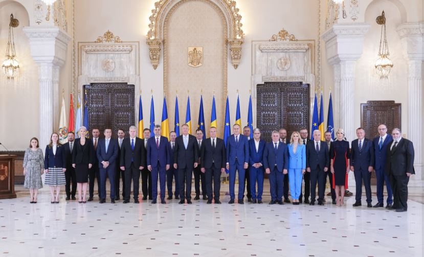 Membrii Guvernului Ciolacu au depus jurământul de investitură la Palatul Cotroceni/Foto: Administrația Prezidențială a României Facebook.com