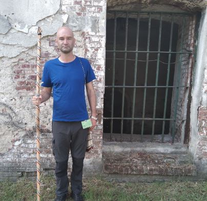 Marius Balo, în timpul pelerinajului făcut la închisorile din România / Foto: Facebook - Marius Balo