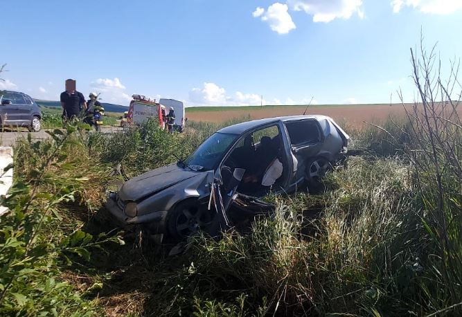 Accident rutier grav în Cojocna. Un tănăr a fost rănit/foto: ISU Cluj