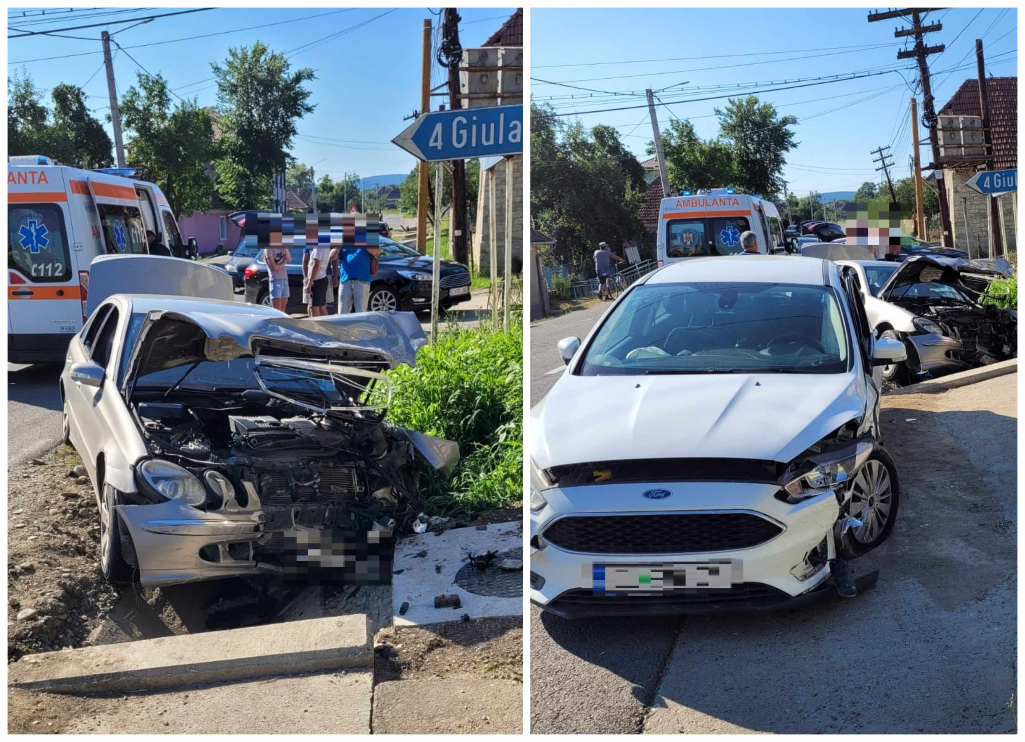 Două mașini s-au ciocnit în Borșa, județul Cluj. FOTO: ISU Cluj