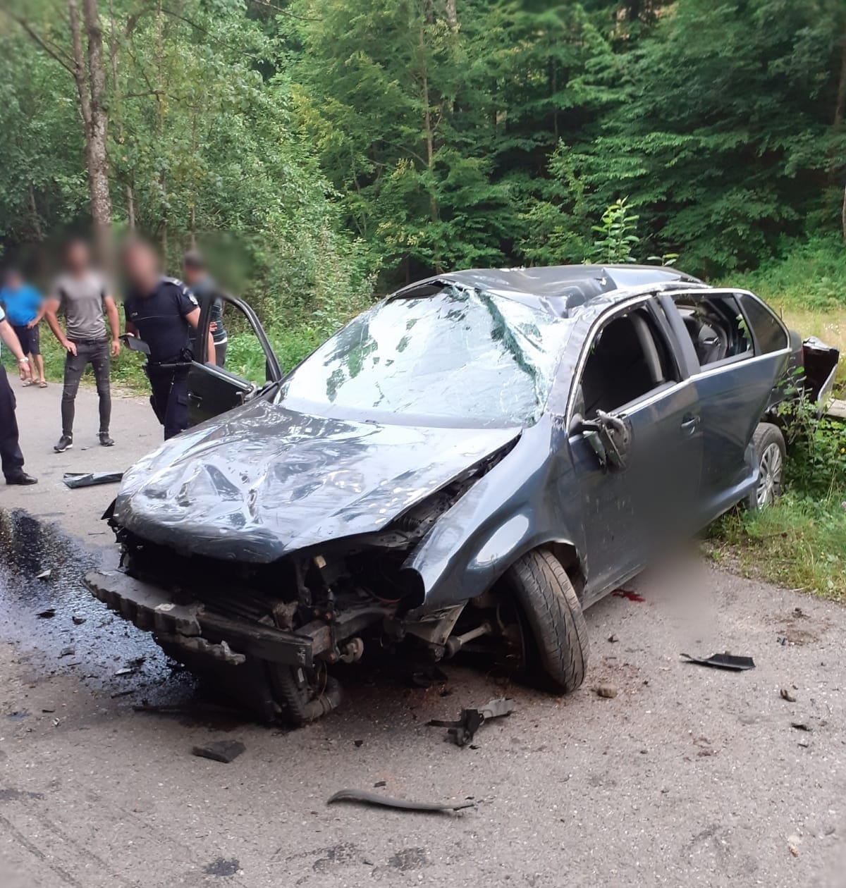 Accident petrecut în localitatea Rogojel. FOTO: ISU Cluj