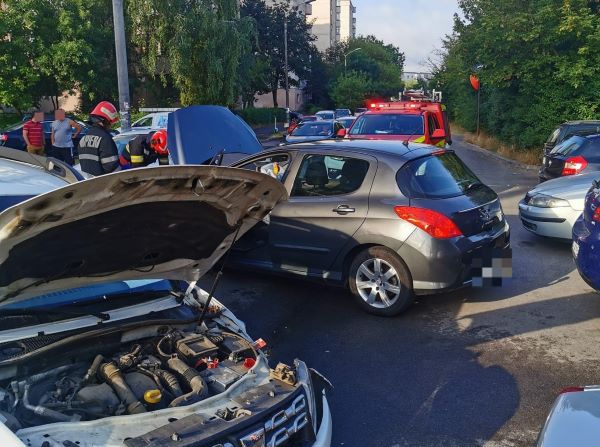 Accident pe strada Arinilor/ Foto: ISU Cluj