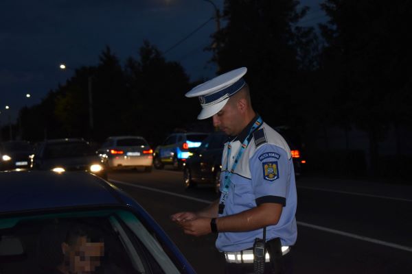 Polițist în acțiune/ Foto: arhivă IPJ Cluj