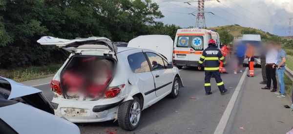 Accident pe Bulevardul Muncii din Cluj-Napoca/ Foto: ISU Cluj