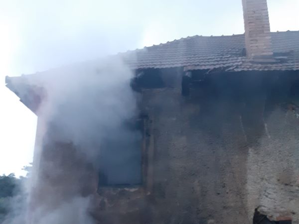 Explozie la o locuință din Călățele/ Foto: ISU Cluj