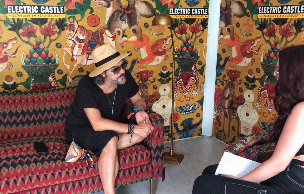 Interviu cu Adrian Despot, solistul trupei Vița de Vie, la Electric Castle / Foto: monitorulcj.ro