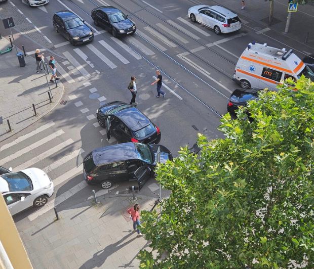 Accident rutier pe strada Horea din Cluj-Napoca/Foto Info Trafic Jud Cluj Facebook.com