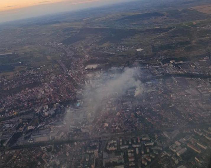 Incendiul din Mărăști, văzut din avion. Foto: monitorulcj.ro